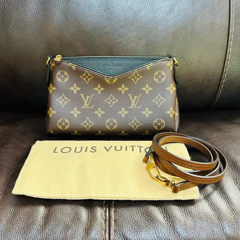 Louis Vuitton Pochette Pallas Monogram Noir